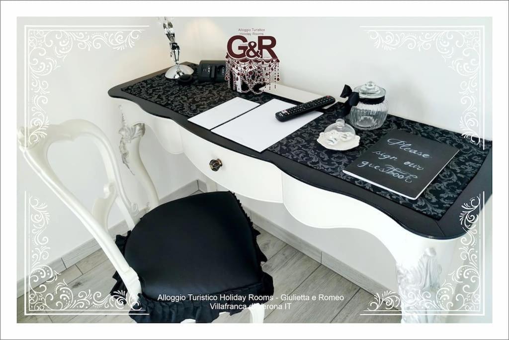 Alloggio Turistico Giulietta E Romeo - Intero Appartamento - Villafranca Di Verona, Zimmer, Holiday Rooms Exteriör bild