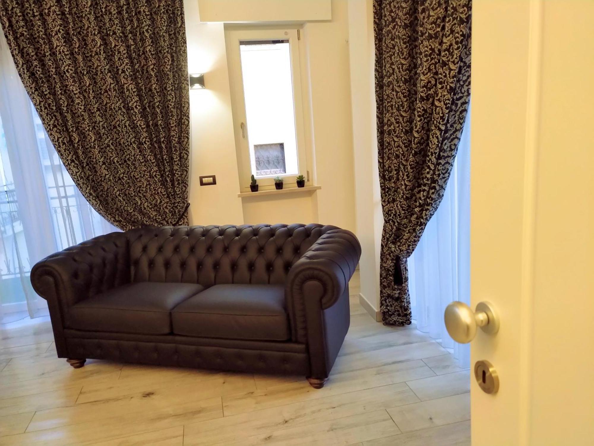 Alloggio Turistico Giulietta E Romeo - Intero Appartamento - Villafranca Di Verona, Zimmer, Holiday Rooms Exteriör bild
