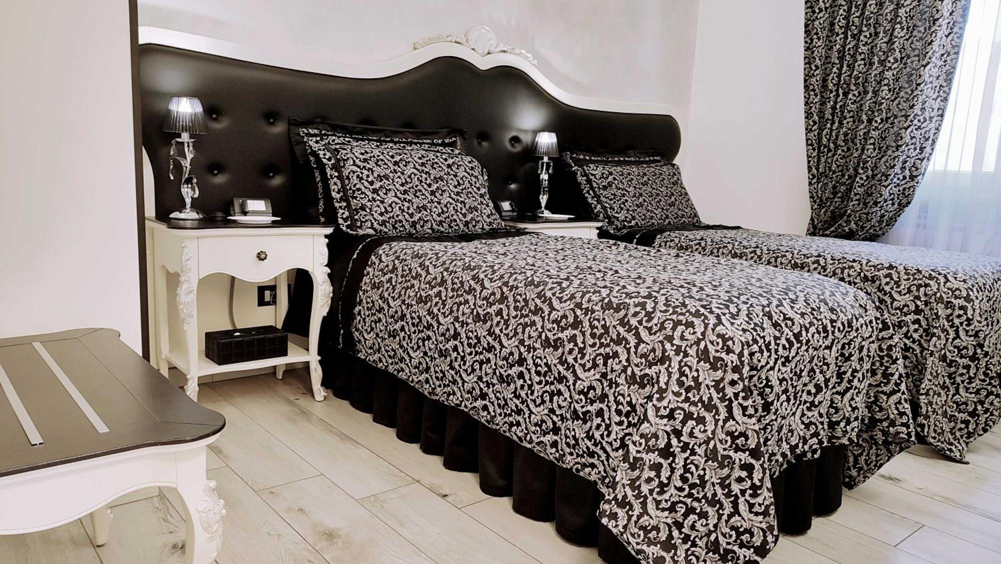 Alloggio Turistico Giulietta E Romeo - Intero Appartamento - Villafranca Di Verona, Zimmer, Holiday Rooms Exteriör bild
