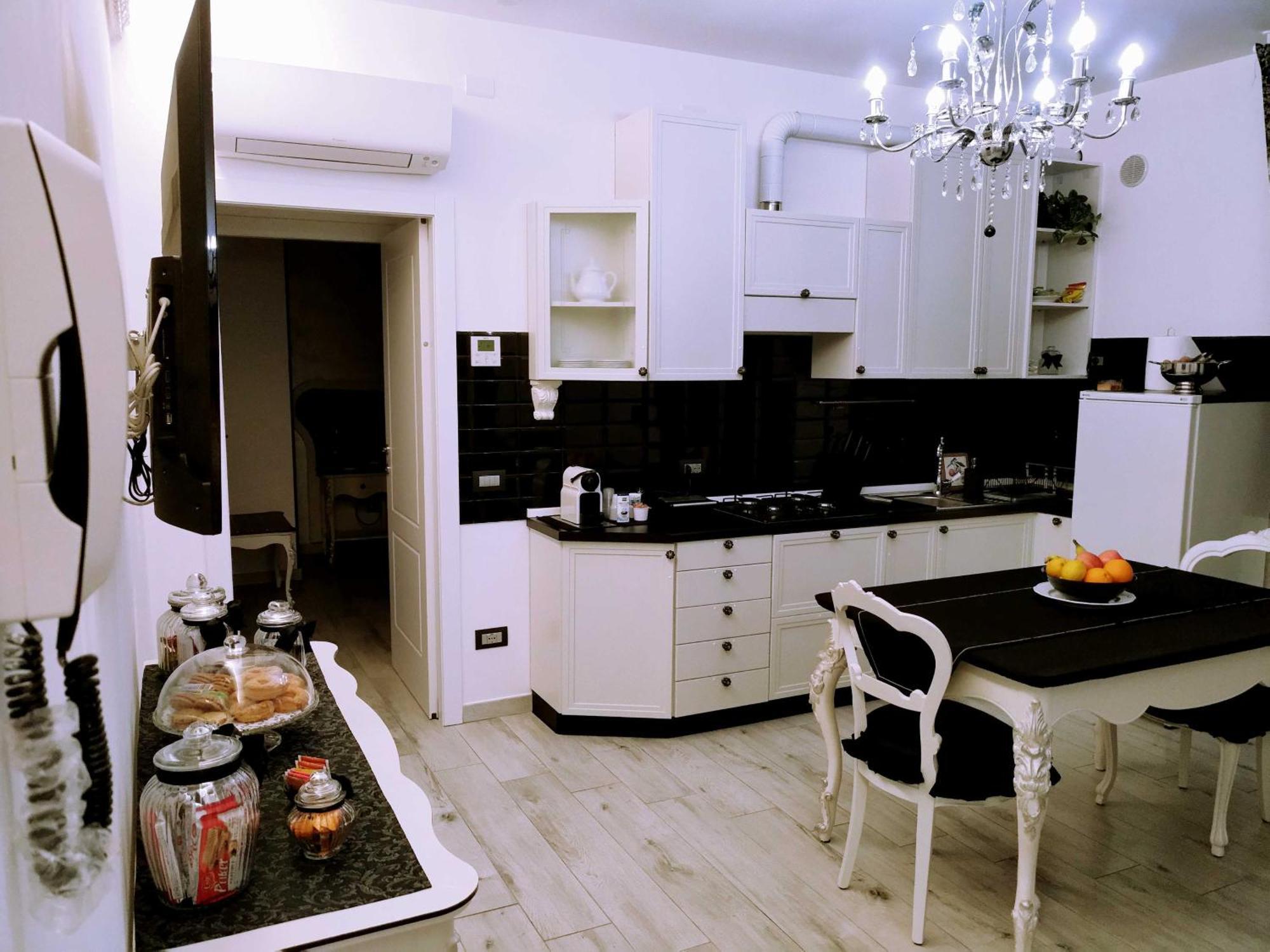 Alloggio Turistico Giulietta E Romeo - Intero Appartamento - Villafranca Di Verona, Zimmer, Holiday Rooms Exteriör bild